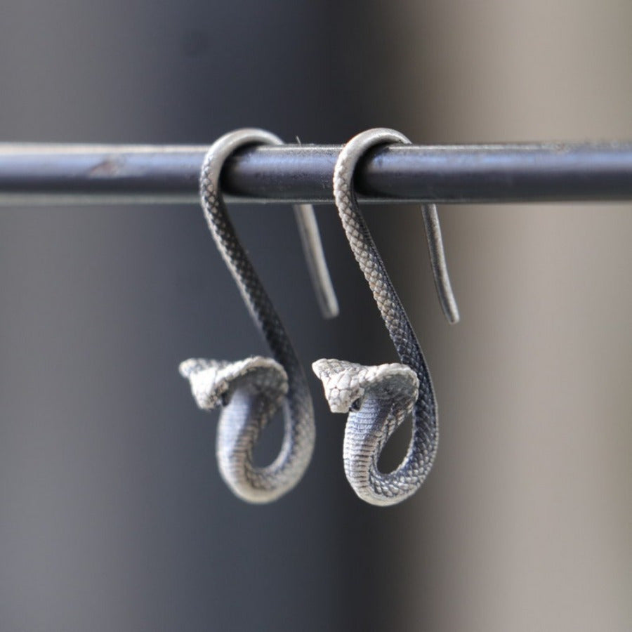 The Subtle Serpent – Sleek Unisex Earrings