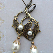 Vintage Golden Pendant Earrings